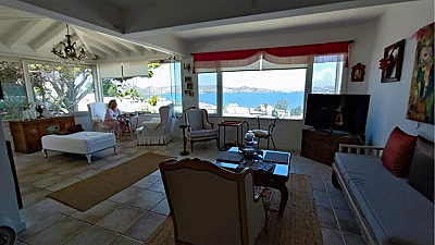 Yalıkavak Marina'ya Yürüme Mesafesinde Deniz Manzaralı 4+2 Müstakil Ev